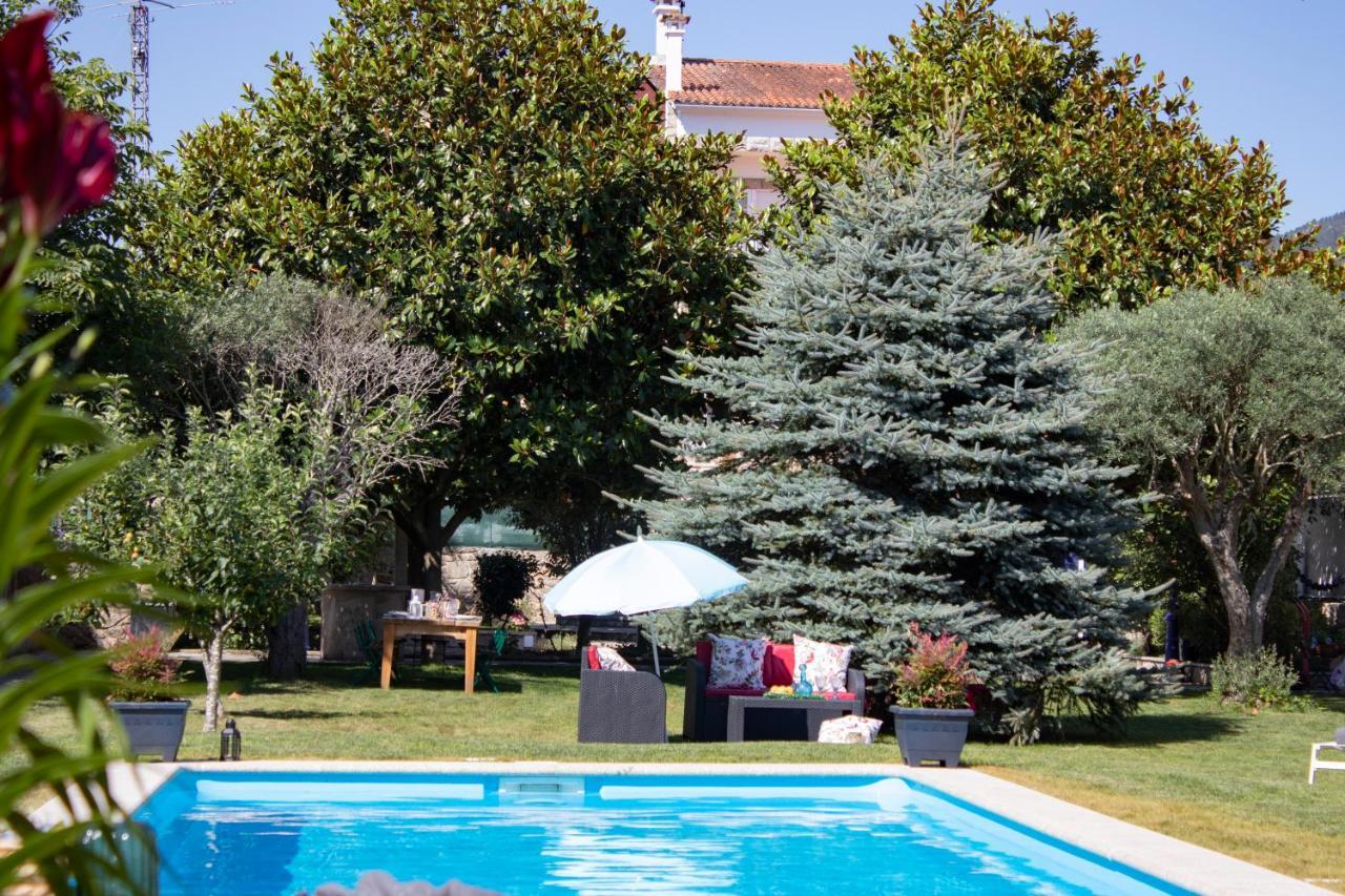 Luxury Singular Rosa Country house Padron